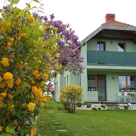 Apartman Nora Ii. Bük Extérieur photo